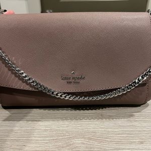 Kate Spade purse. New without tags. SOLD